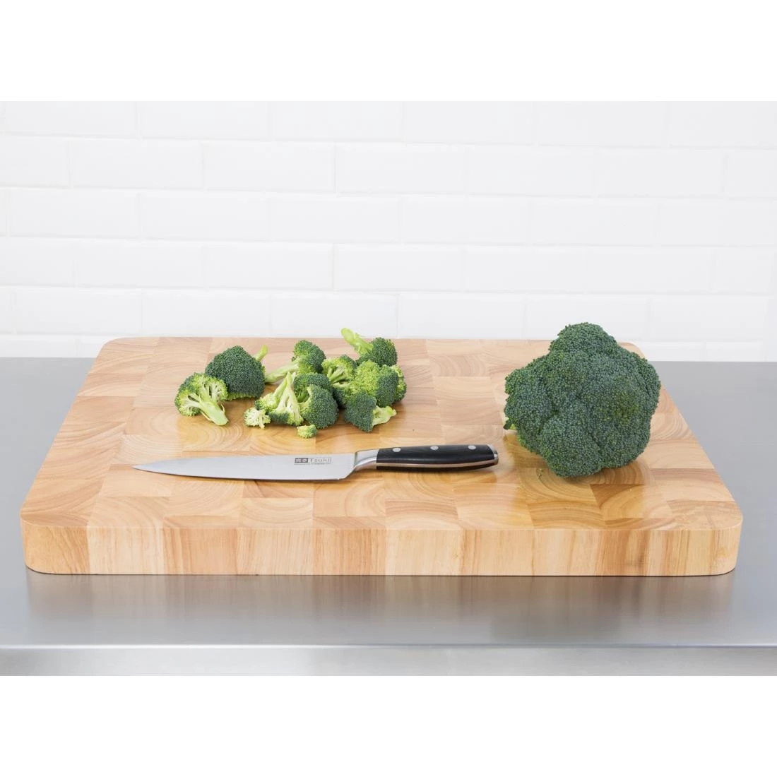 Vogue Rectangular Wooden Chopping Board Large 5 Vogue Rectangular Wooden Chopping Board Large - Image 3