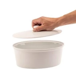 Olympia Whiteware Oval Casserole Dish With Lid 2.2Ltr -Kitchenware and Knives Sales cb712 casseroledish6