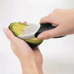 Oxo Good Grips Avocado Slicer -Kitchenware and Knives Sales cy291 4avocado3in1