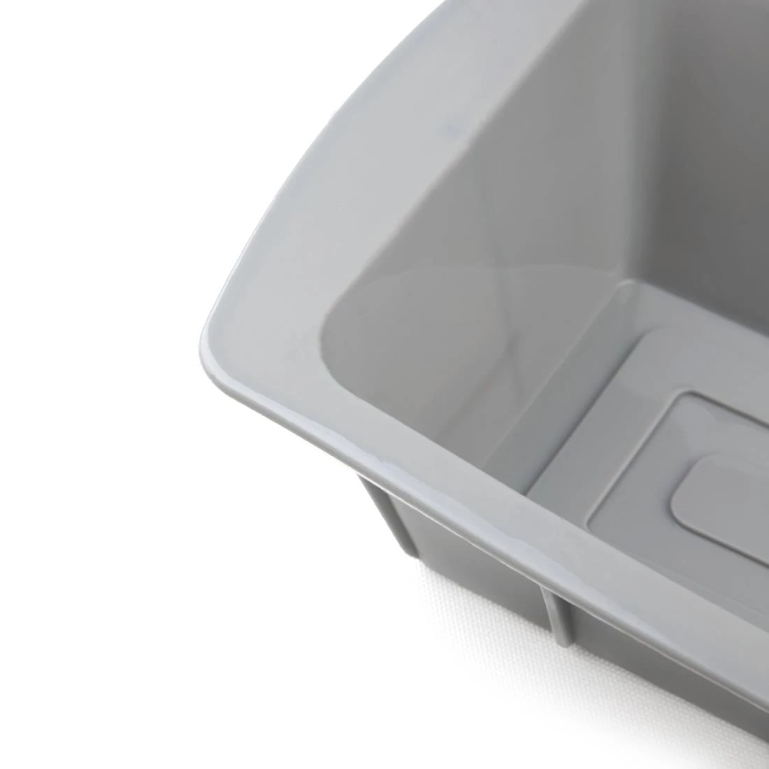 Vogue 1.5lb Flexible Silicone Loaf Pan 7 Vogue 1.5lb Flexible Silicone Loaf Pan - Image 5