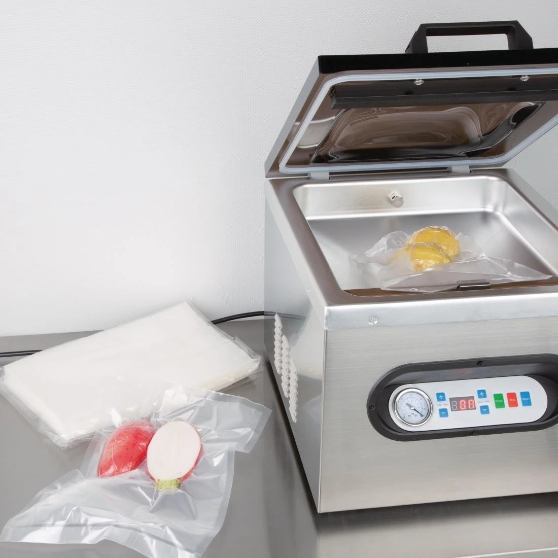 Vogue Vacuum Pack Bags 250 X 350mm (Pack Of 50) 7 Vogue Vacuum Pack Bags 250 X 350mm (Pack Of 50) - Image 5