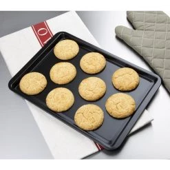 Vogue Non-Stick Carbon Steel Baking Tray 370 X 257mm -Kitchenware and Knives Sales gd014 nonstickbakingtraysmall3