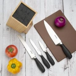 Vogue Prep Like A Pro 4-Piece Soft-Grip Knife Set With Knife Block -Kitchenware and Knives Sales sa688 lifestyle3