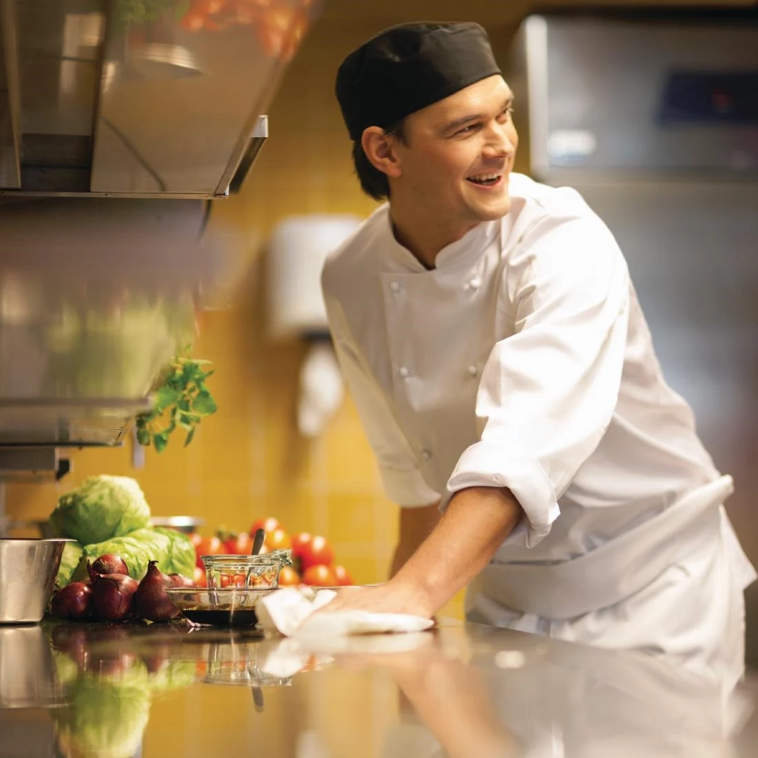 Tork Centrefeed Dispenser White 6 Tork Centrefeed Dispenser White - Image 4